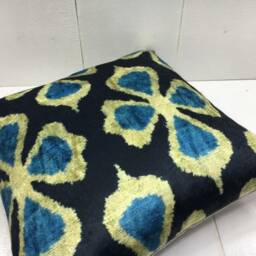 Silk Ikat Velvet Pillow Cover - 16x16 - thumbnail 4