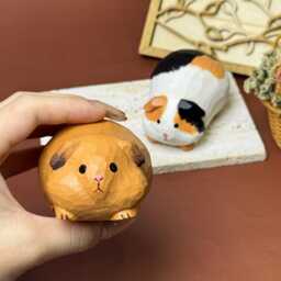 Wooden Guinea Pig Figurine Gifts For Pet Lovers, Animal Statue Cute Desktop Mother's Day - thumbnail 3