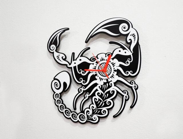 Tribal Scorpion - Wall Clock - image 1