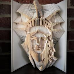 statue Of Liberty Book Folding - thumbnail 2