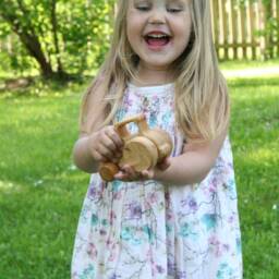 Handmade Natural Wood Tractor - Eco-Friendly Baby Toy - thumbnail 2