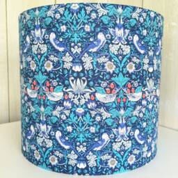 William Morris Lampshade Strawberry Thief Liberty Print, Art Nouveau Style - thumbnail 1