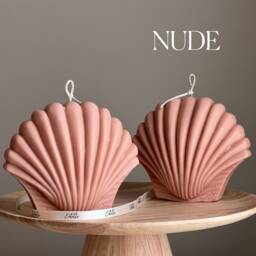 Large Seashell Soy Wax Candle - Unique Home Decor - thumbnail 2
