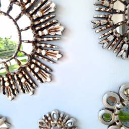 "Peruvian Mirrors ""Concha Silver" - thumbnail 2