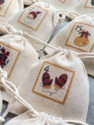 Advent Calendar And/Or Its Storage Pouch 24 Timeless, Traditional & Magical Countdown Pouches For Christmas, December