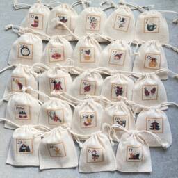 Advent Calendar And/Or Its Storage Pouch 24 Timeless, Traditional & Magical Countdown Pouches For Christmas, December - thumbnail 2