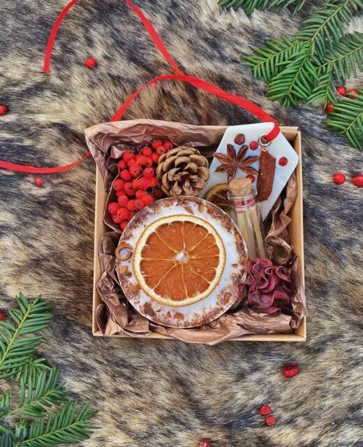 Large Christmas Candle, Christmas Gift Box, Festive Box, Christmas Set, Christmas Spice, Christmas Hamper, Christmas For Women - image 1
