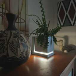 Halo Planter, Led Planter Lamp, Usb Powered Indoor Plant Pot, Modern Home Decor, 3D Printed - thumbnail 2