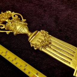 Large Ornate Applique Gilt Or White French Style Decorative Urn Wall Furniture Onlay Moulding Pediment Plastic Decoration - thumbnail 3