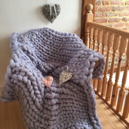 Powder Blush Merino Wool Chunky Knit Blanket, Partially Felted, Handmade in UK - thumbnail 2