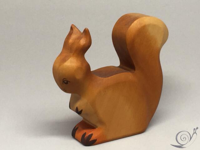 Toy Squirrel Wooden Brown Mother Sitting Size 10, 5 X 9, 0 2, 0 cm - Bxhxs Approx. 67 Gr - image 1