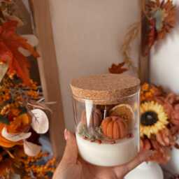 Autumn Edition Glass Candle With A Delicious Autumn Scent - thumbnail 2