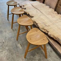 Milking Stool #3 in Walnut & White Oak - thumbnail 4