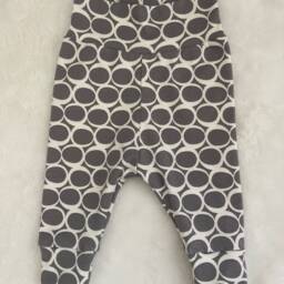 Gender Neutral Take Home Set. Gray Swaddle Blanket & Newborn Hat Or 0-3 Month Leggings. Baby Shower Gift. Photo Prop - thumbnail 4