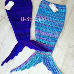 Handmade Crocheted Mermaid Tail Blanket - thumbnail 3