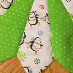 Christmas Tree Skirt, Table Top, Mini Tree, Penguin, Small, Juvenile, Red, Lime Green, Quilted - thumbnail 3