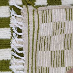 Hand-Knotted Green & White Checkered Moroccan Berber Rug - thumbnail 4