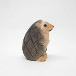 Hedgehog Wooden Figurine - Hand-Carved Forest Animal Statue Miniature Decor - thumbnail 2