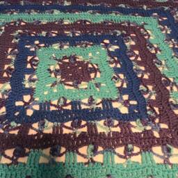 Lacy Clusters Square Blanket - thumbnail 2