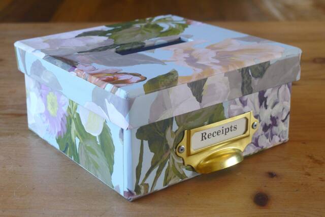 Delft Floral Receipt Box Handmade Home Office D??cor - image 1