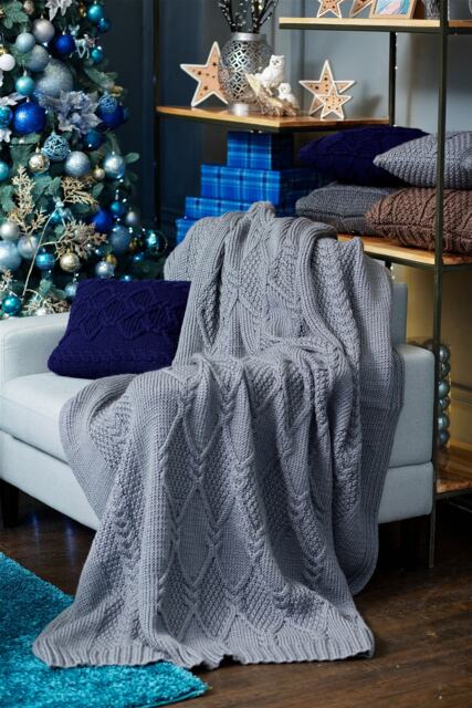 Warm Cable Knit Throw, Knitted Bedspread, Chunky Blanket - image 1