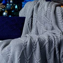 Warm Cable Knit Throw, Knitted Bedspread, Chunky Blanket - thumbnail 3