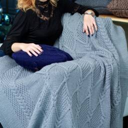 Warm Cable Knit Throw, Knitted Bedspread, Chunky Blanket - thumbnail 2
