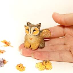Owl Griffin Statue Small Gryphon Figurine To Order Tiny Clay Animal Cute Sculpture Cat Griffin Mini Figure Baby Griffon Totem Kawaii Gift - thumbnail 3