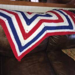Handmade, Patriotic Red, White & Blue Five-Point Star Blanket - 48 - thumbnail 3