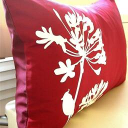 Red Cardinal On Agapanthus Rectangle Pillow - thumbnail 4