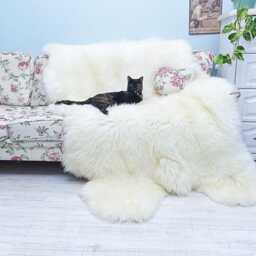 Natural White Merino Sheepskin Rug - Different Sizes - Scandinavian Home Decor - thumbnail 2