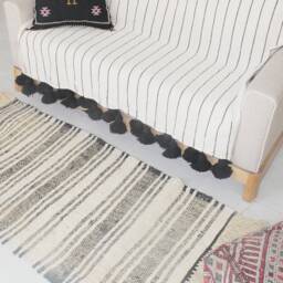 Handwoven Moroccan Cotton Pom Blanket, Berber Decor - thumbnail 4
