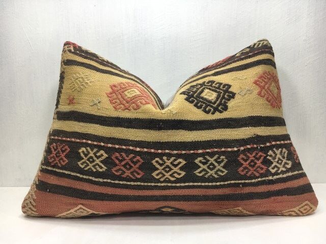 Vintage Kilim Pillow Cover, Handwoven Turkish Bohemian Cushion - 16x24 - image 1