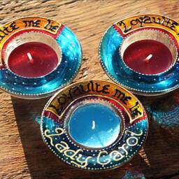Richard Iii Candle Holder Set, Loyaulte Me Lie Personalised Friend Gifts, Ricardian Family Or Group Gift, Royal Blue & Red Mantle Decoration - thumbnail 3