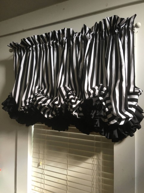 Black & White Stripe Balloon Curtain With Double Ruffles - image 1