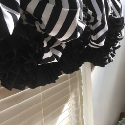 Black & White Stripe Balloon Curtain With Double Ruffles - thumbnail 4