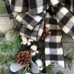 Modern Farmhouse Christmas Wreaths, Buffalo Check Holiday Rustic Wreaths For Front Door, Country Door D??cor - thumbnail 3