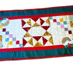 Christmas Patchworks Table Runners & Wall Hangings - thumbnail 3