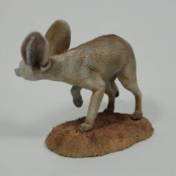 Fennecfox Figurine No. 3 - thumbnail 2