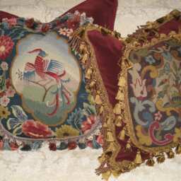 Huge Antique Needlepoint Woolwork Tapestry Pillow Of Mythical Bird - thumbnail 4