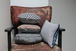 Round Black & White Gingham Cushion For Children's Room, Cous212108 - thumbnail 1