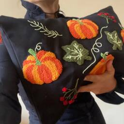 Hand Tufted Pumpkin Pattern Pillow Cover, Punch Needle , Hallowen Decorative Embroidered Cushion Cover, Fun Home Decor Rug - thumbnail 2