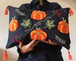Hand Tufted Pumpkin Pattern Pillow Cover, Punch Needle , Hallowen Decorative Embroidered Cushion Cover, Fun Home Decor Rug - thumbnail 1
