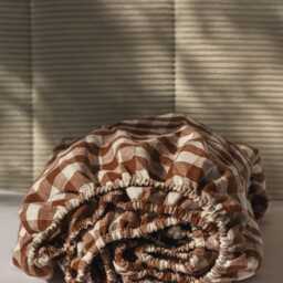 Linen Fitted Sheet in Terracotta. Deep Linen - thumbnail 3