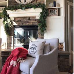 Mistletoe Farms Linen Christmas Pillow Cover Farmhouse Decor - thumbnail 2