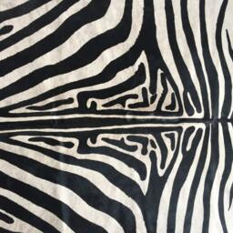 Cowhide Rug Zebra Black&white Xl 2.4M X 1.8M Peau De Vache Imprim??e Zebra Printed - thumbnail 3