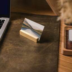Brushed Brass Business Card Holder, Photo Display Stand - 7.5x1.5 cm - thumbnail 2