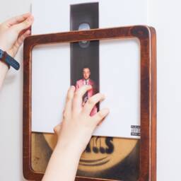 Brahms/Natural Wood Frame, Vinyl Display , Lp Record Holder, Frame Album, Walls Frame - thumbnail 2