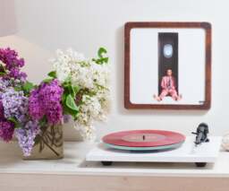 Brahms/Natural Wood Frame, Vinyl Display , Lp Record Holder, Frame Album, Walls Frame - thumbnail 1