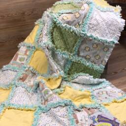 Handmade Flannel Rag Quilt, Baby Handmade Blanket, Blnket, Unisex Blanket, Chilrens Personazlied Blanket - thumbnail 2